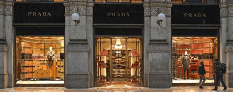 prada budapest store